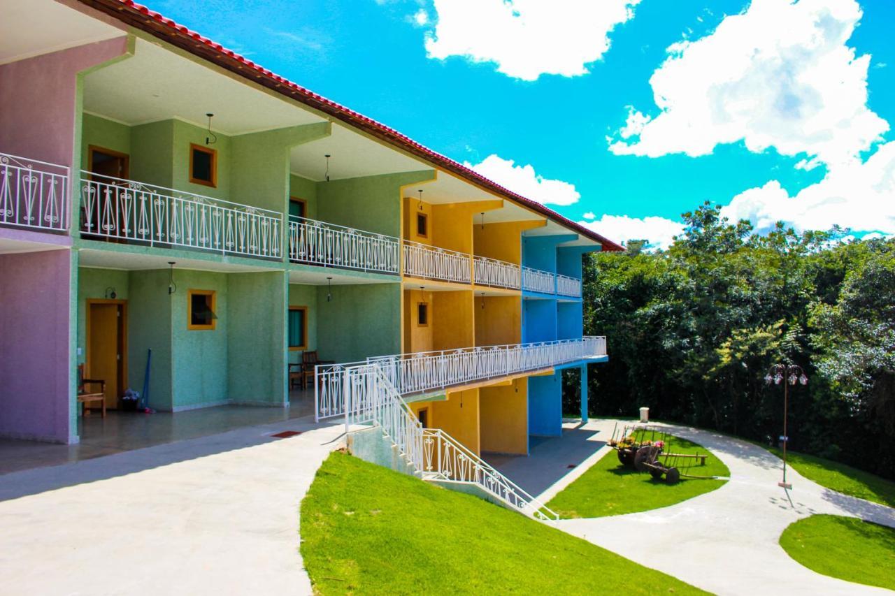 Parque Do Avestruz Eco Resort Esmeraldas Exterior photo